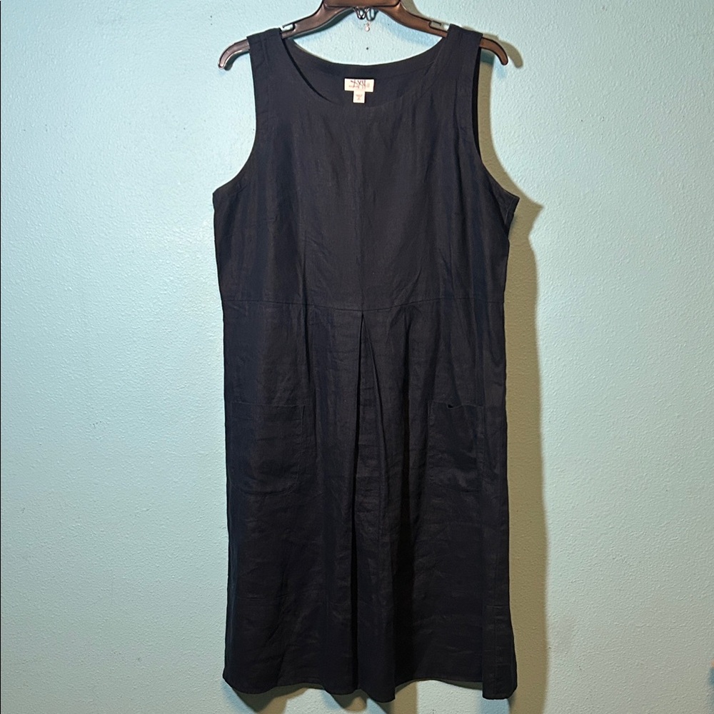 J. Jill Black Sleeveless Midi Dress, 2 front pockets. Navy Blue. Medium Tall
